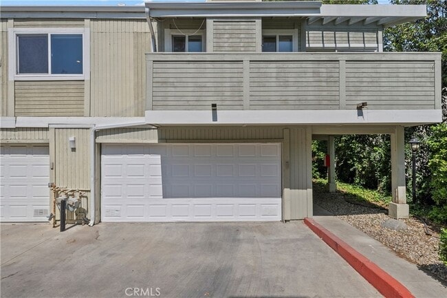 Building Photo - 22117 Burbank Blvd
