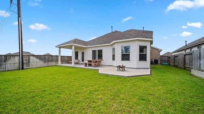 Building Photo - 139 Comber Rd