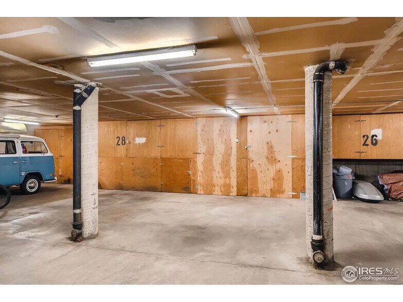 Building Photo - 3120 Corona Trl