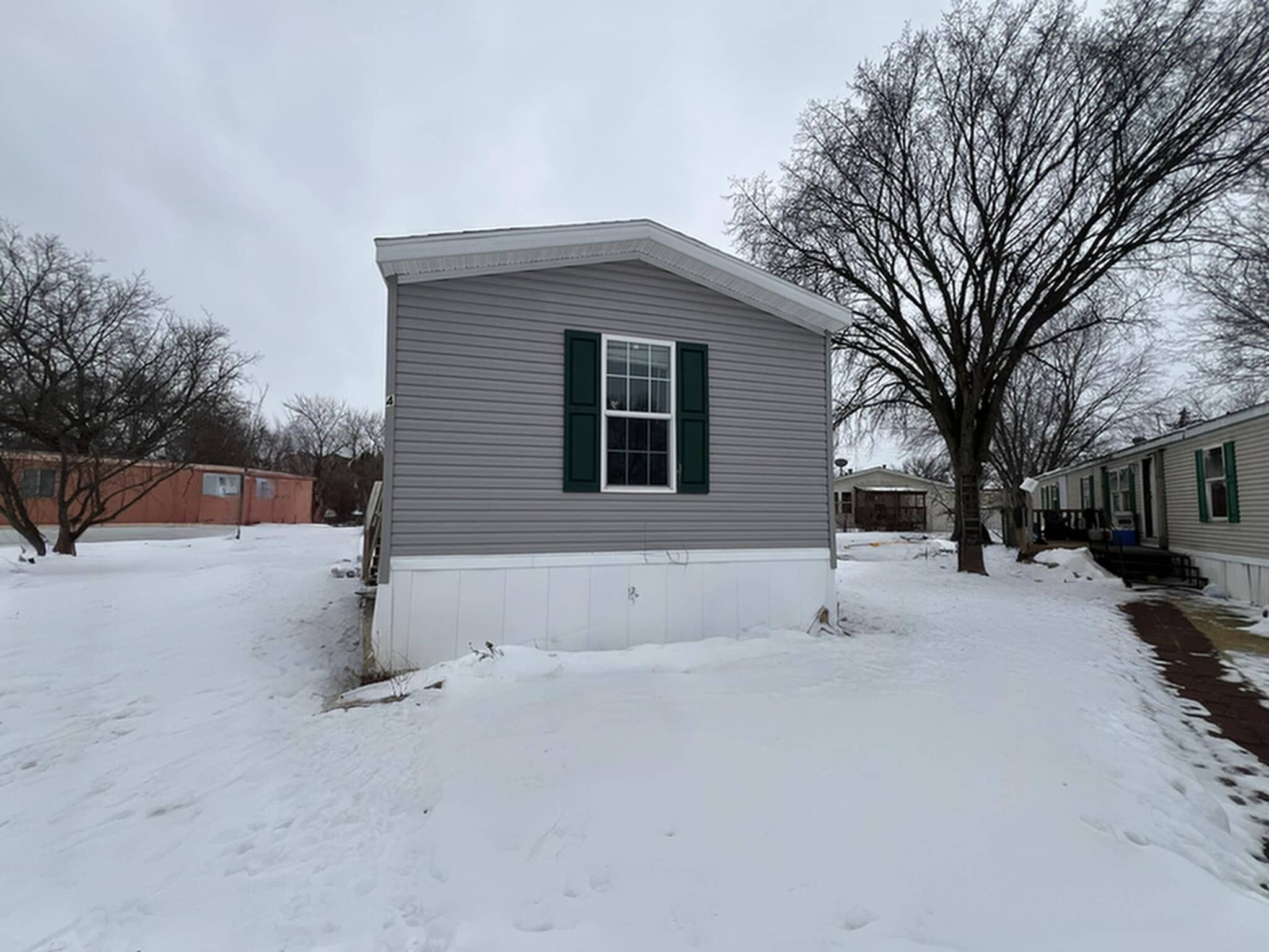 Building Photo - 94 Belmar St