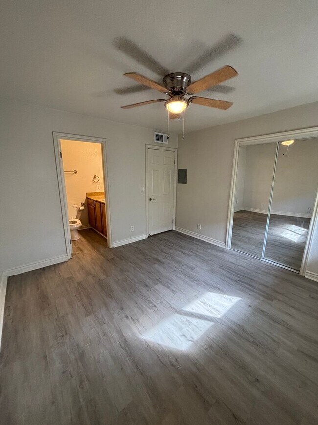 Building Photo - 3739 W Bullard Ave