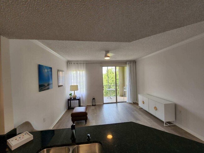 Building Photo - 5551 Bentgrass Dr