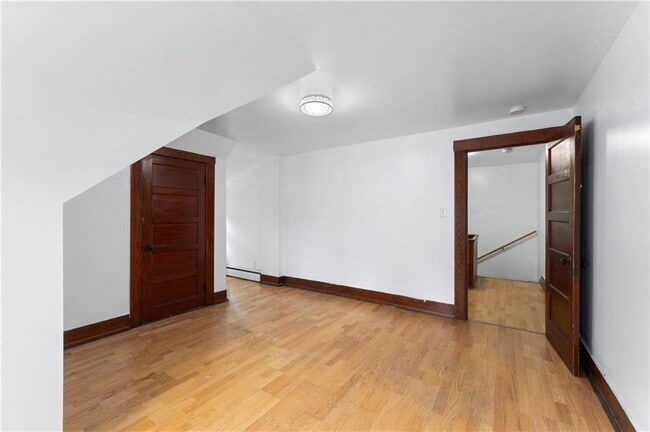 Building Photo - 335 Blackstone St