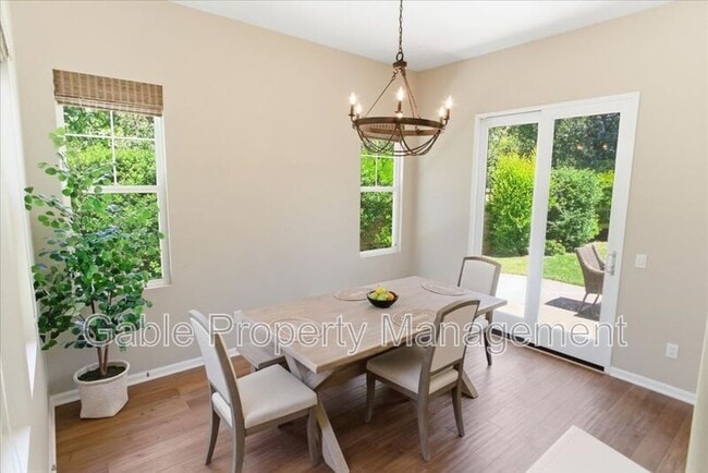 Building Photo - 26882 Greenleaf Ct