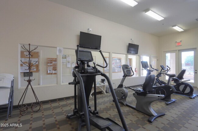 Building Photo - 1412 N Desert Willow St