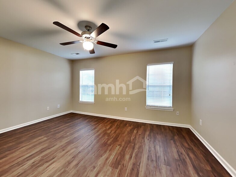 Building Photo - 5277 Copley Cir