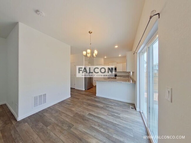 Building Photo - 10512 Castor Dr