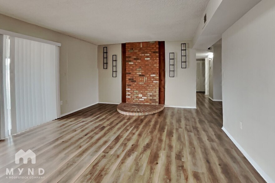 Building Photo - 4102 W Camino Acequia