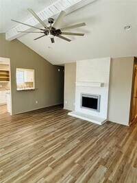 Building Photo - 2510 Cedarcrest Ct