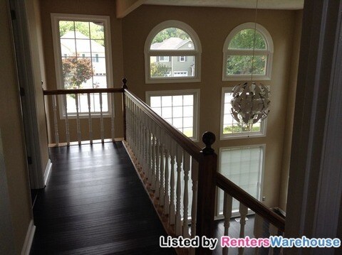 Building Photo - 1633 Oak Chase Ct