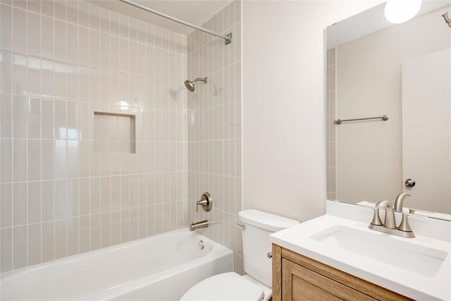 Building Photo - 8110 Willet Trail