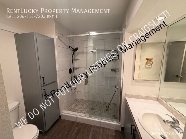 Building Photo - 11357 SE 212th Ln