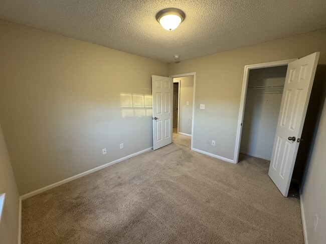 Building Photo - 203 Kali Ct