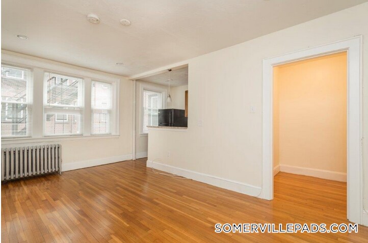 Building Photo - 138 Highland Ave