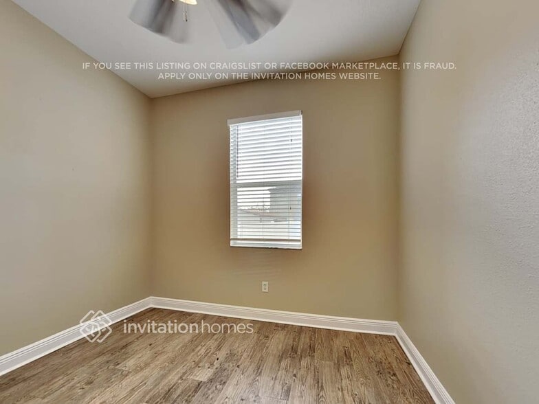Building Photo - 411 Thicket Crest Rd
