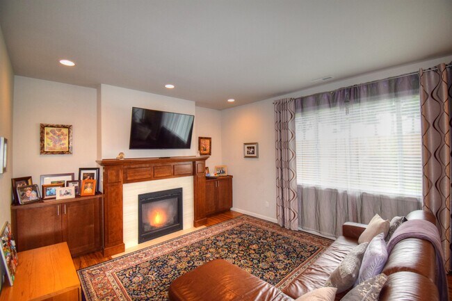 Building Photo - 10620 101st St Ct SW