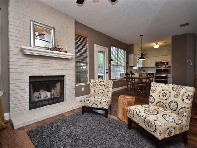 Building Photo - 7508 Windrush Dr