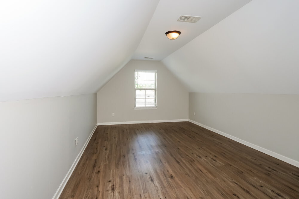 Building Photo - 6893 Raleigh Lagrange Rd