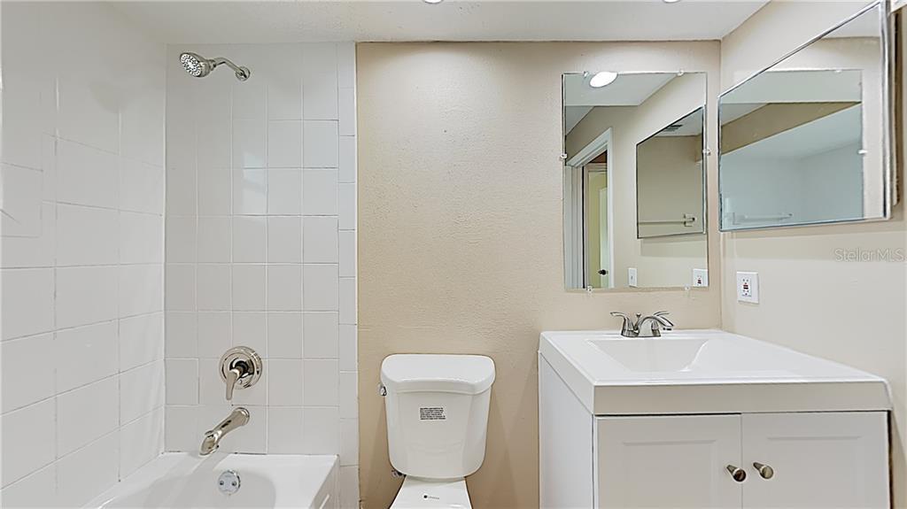 Hall Bath - 10801 N 53rd St