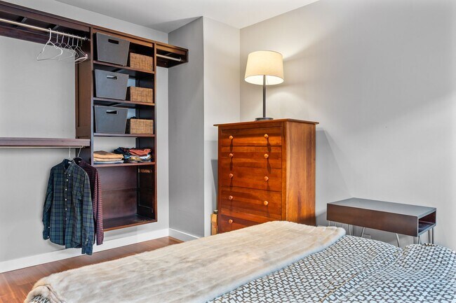 Building Photo - NEW! Diamond Heights Luxury, Available Unfurnished or Semi-Furnished • AMSI
