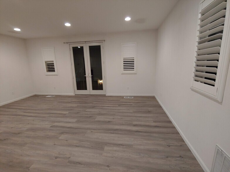 New Luxury Vinyl Plank Floor - 153 Lucy Ln