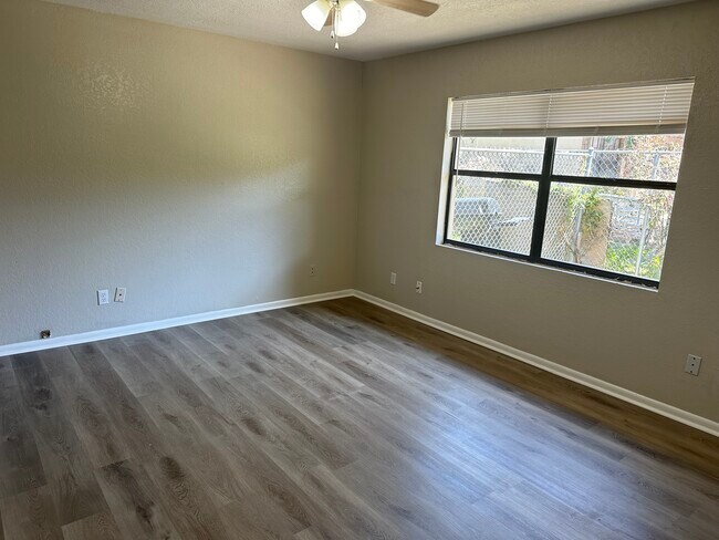 Building Photo - 3110 Harmon Ln