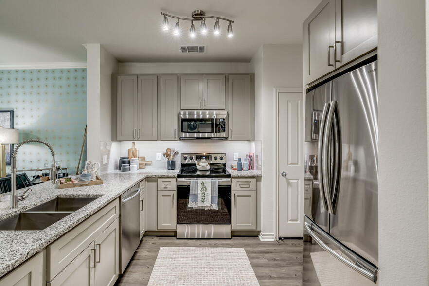 Primary Photo - Serene at La Villita