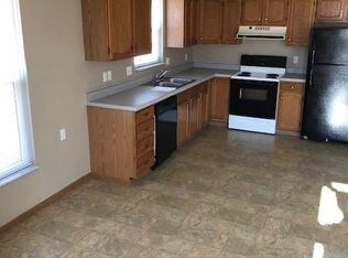 Building Photo - 2403 W Woodlands