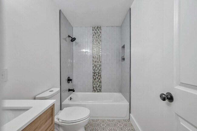 Building Photo - BEAUTIFULLY RENOVATED 2 BEDROOM, 1 BATH HOME WITH CARPORT NESTLED IN THE SOUGHT-AFTER NEIGHBORHOO...