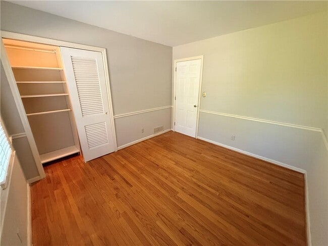 Building Photo - 1351 Old Johnson Ferry Rd NE