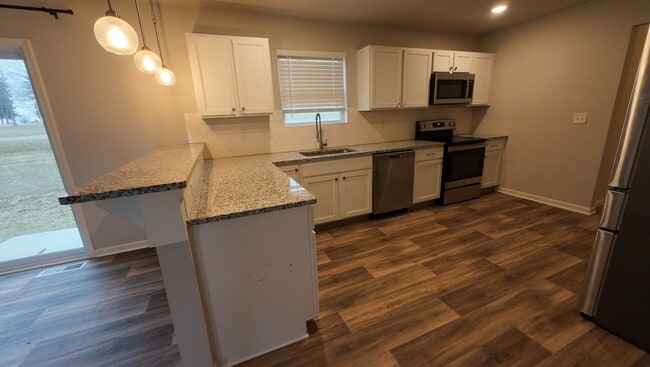 Building Photo - 46 Amber View Ct