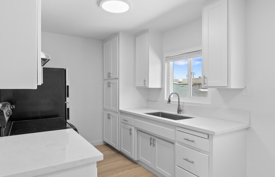 Building Photo - 14437 Telegraph Rd