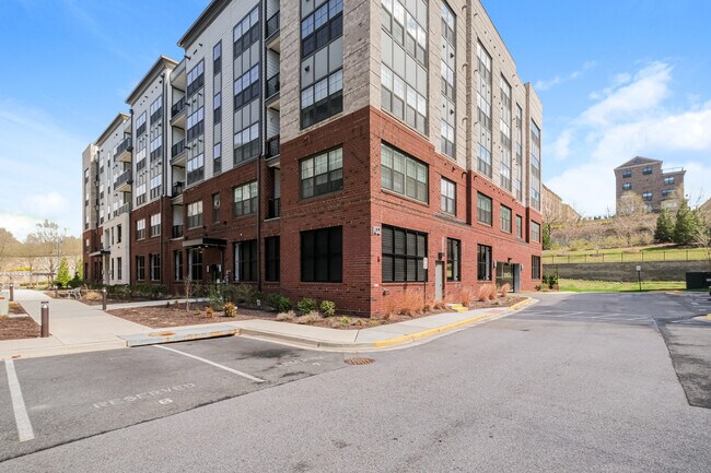 Building Photo - 102 St Ives Pl