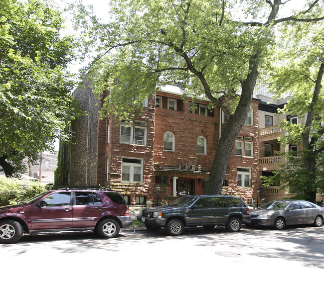Primary Photo - 2717 N Hampden Ct
