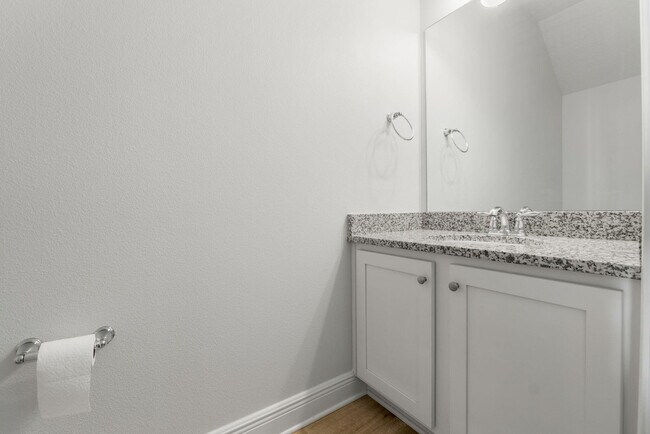 Building Photo - 45 Sandhill Pines Dr