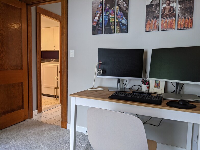 Building Photo - 184 White St