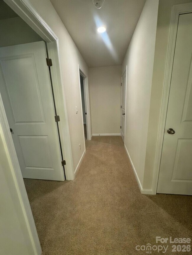 Building Photo - 7870 Iron Rd