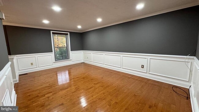 Building Photo - 8113 Mandan Terrace