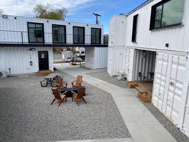 Building Photo - 326 East Arkansas St.