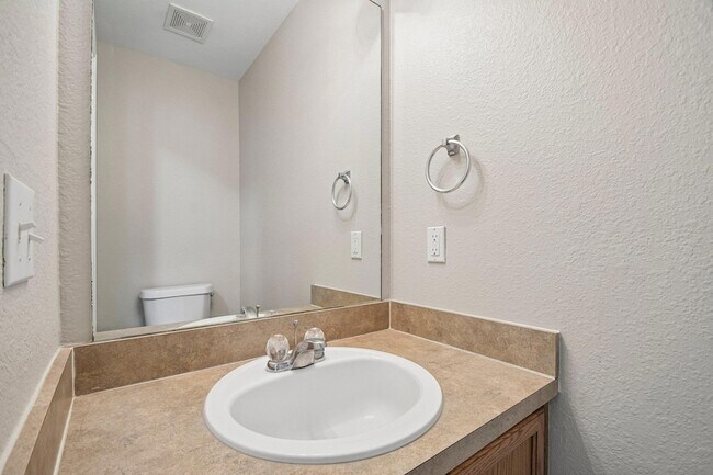 Building Photo - 14413 Gurney's Eagle Dr