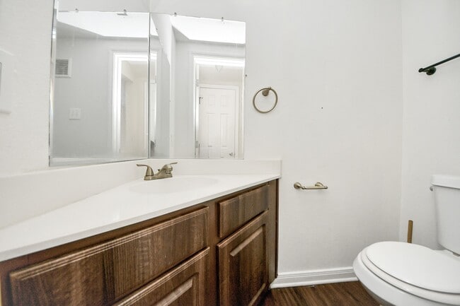 Building Photo - 3600 Jeanetta St