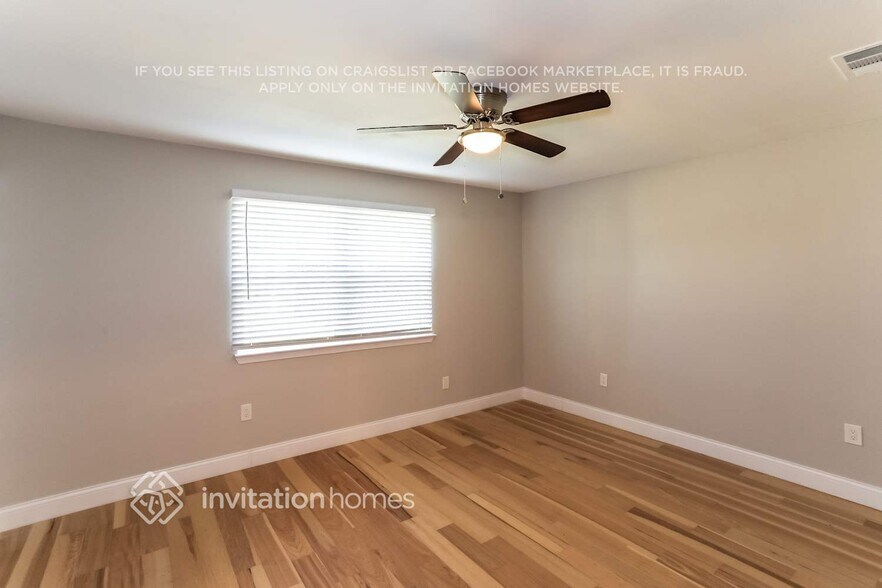 Building Photo - 107 Oakridge Dr