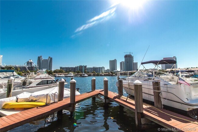 Building Photo - 500 Three Islands Boulevard