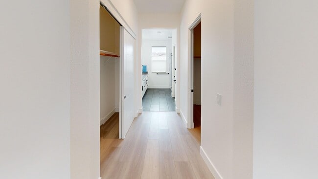 Building Photo - Newly Constructed Modern 3BR Kerry Ranch Home with Private Yard & Solar