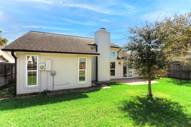 Building Photo - 17010 Cairnladdie St