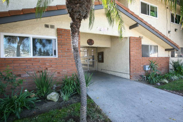 Building Photo - 2890 E Artesia Blvd