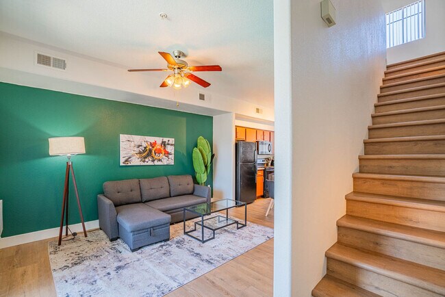 Building Photo - 6610 N 93rd Ave