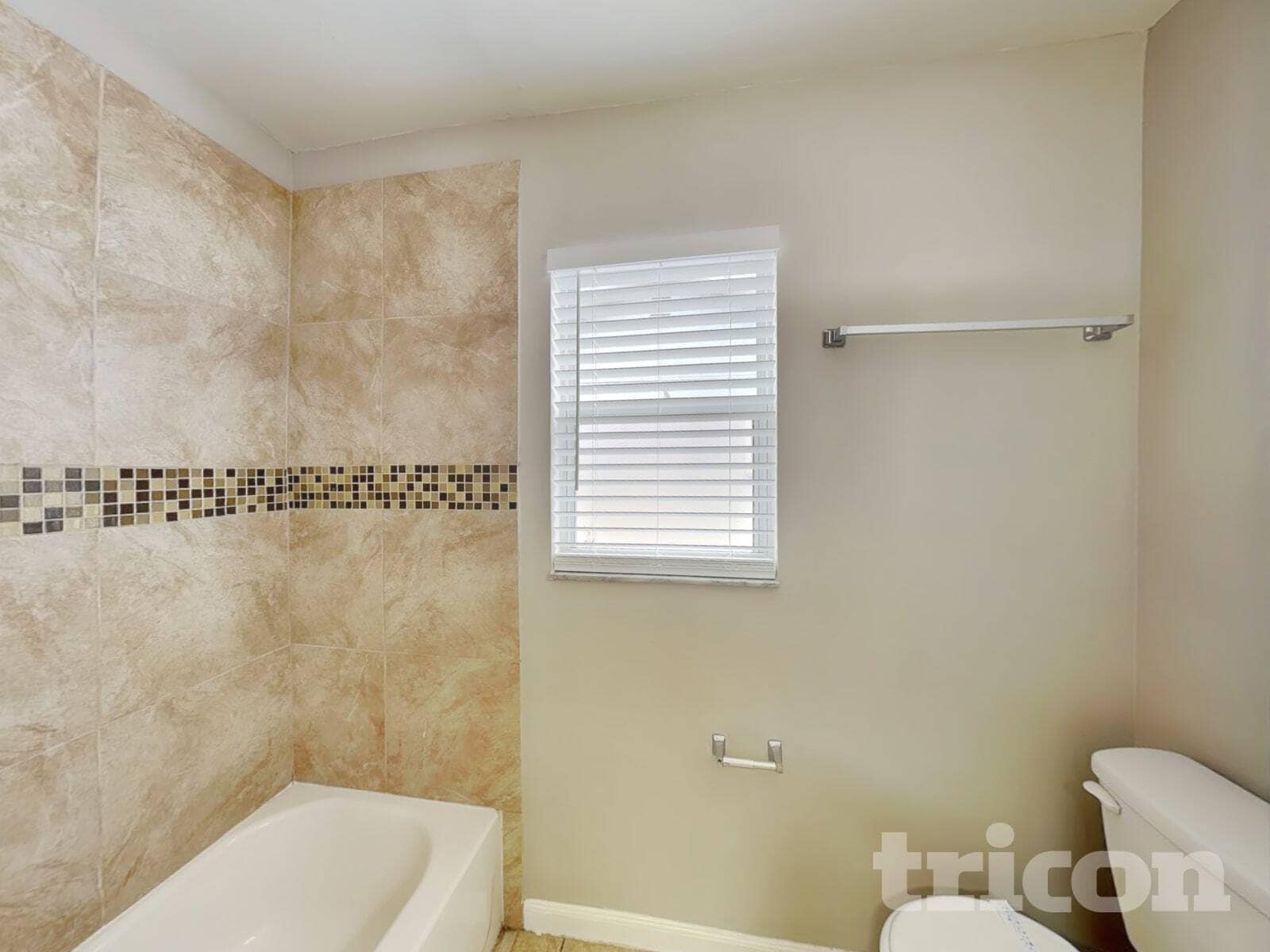 Building Photo - 818 Tarawood Ln