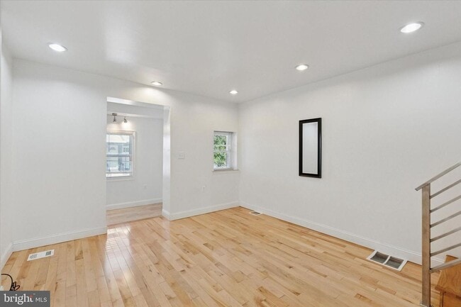 Building Photo - Updated 2BR Townhome with Dual Ensuite Baths, Hardwood Floors & Private Patio in Grays Ferry