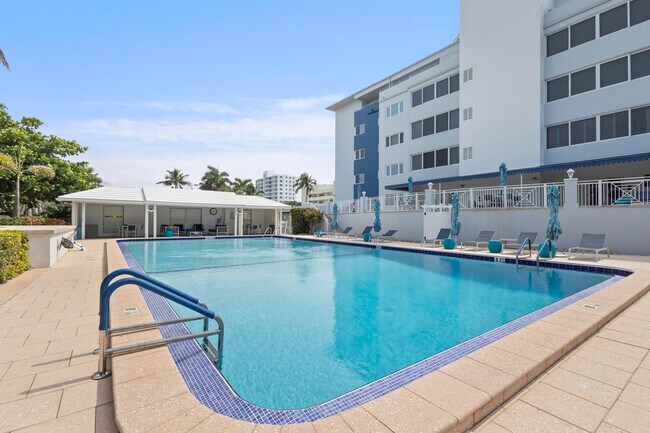 Building Photo - 120 N Ocean Blvd